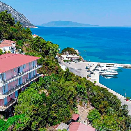 Faro Del Porto Apartment Poros  ภายนอก รูปภาพ