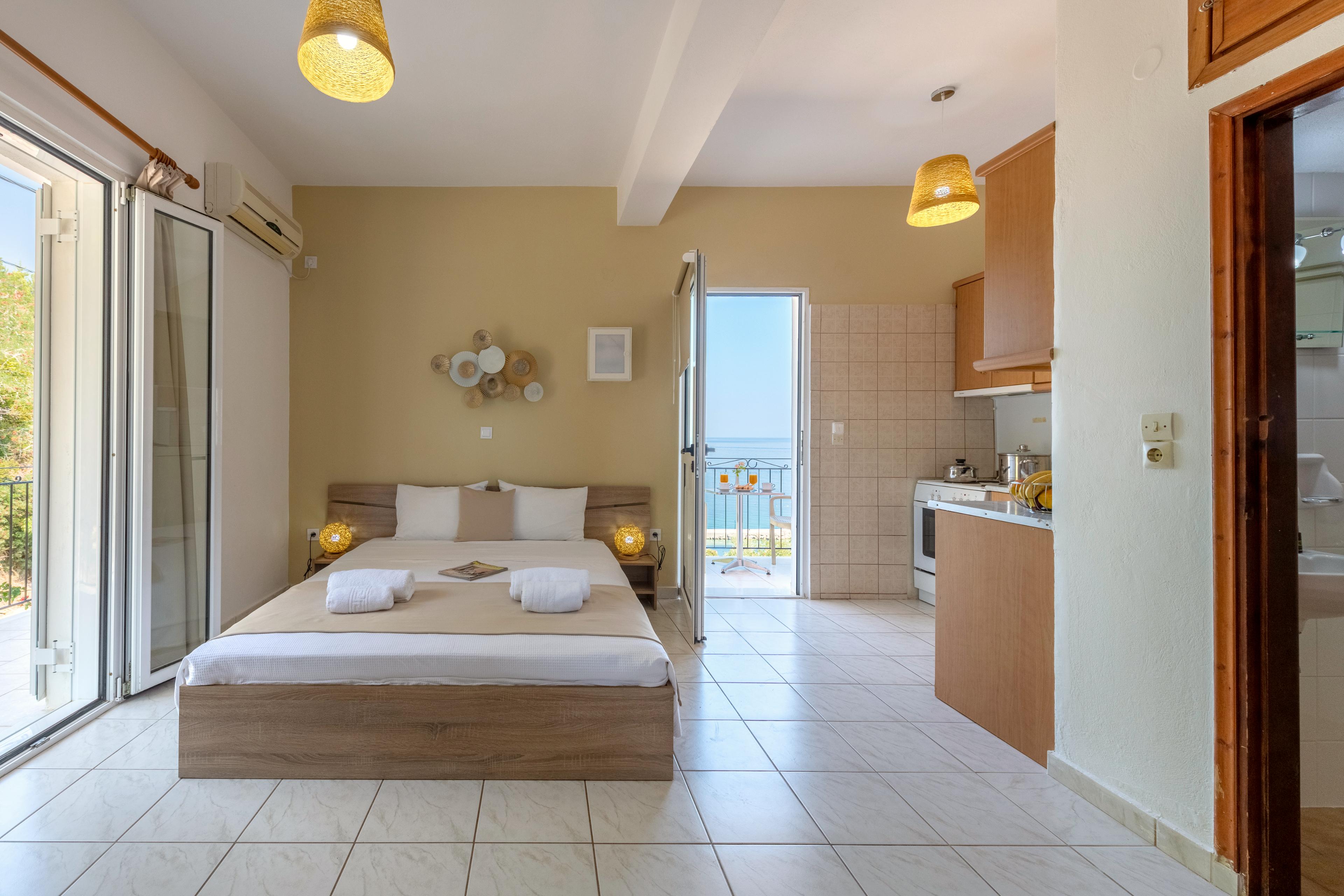 Faro Del Porto Apartment Poros  ภายนอก รูปภาพ