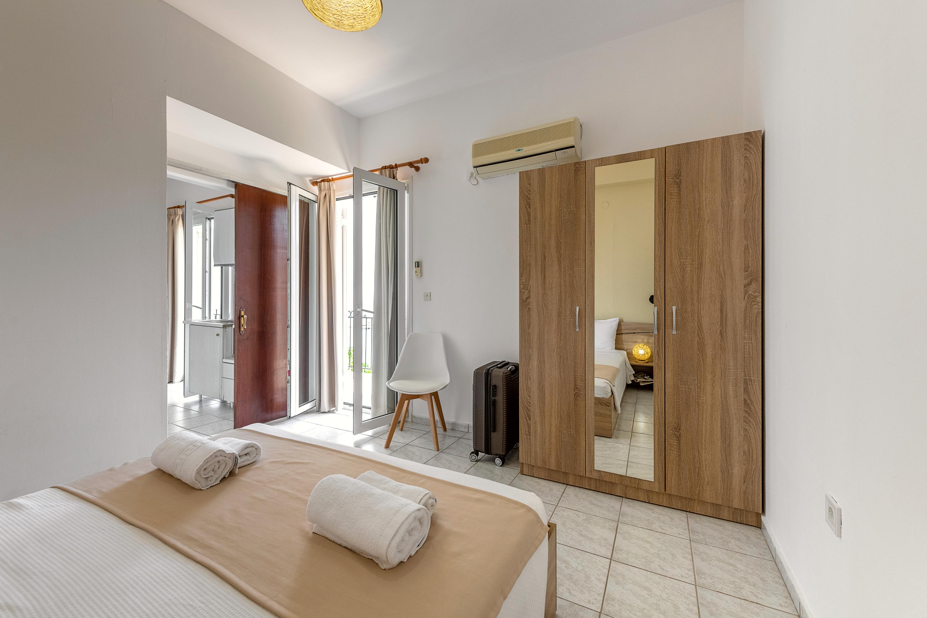 Faro Del Porto Apartment Poros  ภายนอก รูปภาพ
