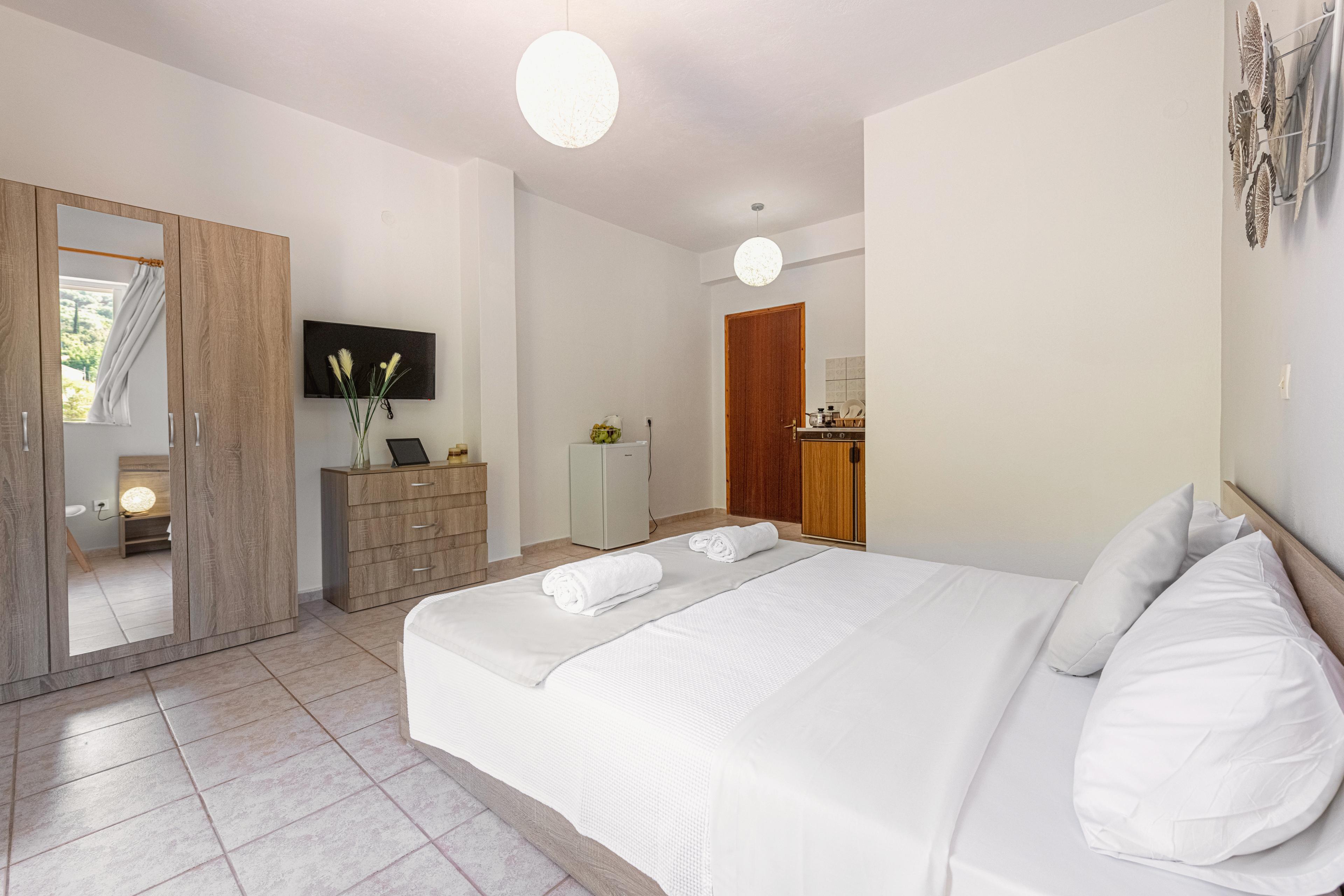 Faro Del Porto Apartment Poros  ภายนอก รูปภาพ
